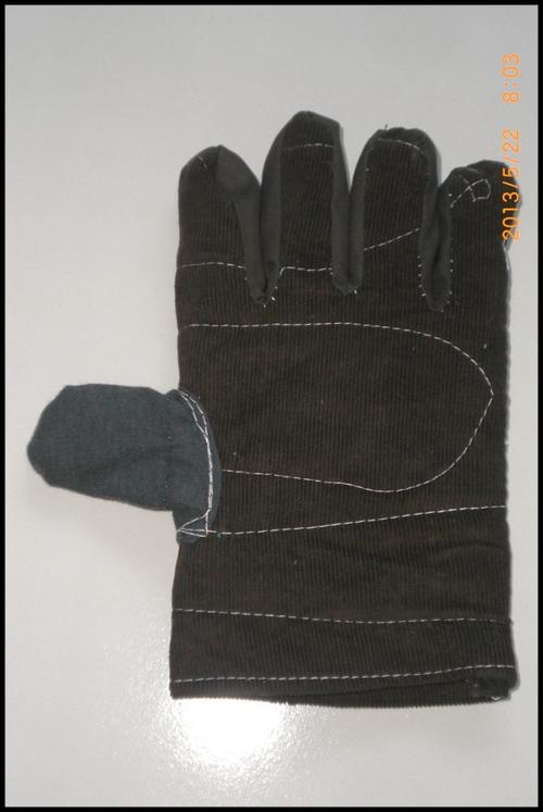 专业劳保用品生产厂家 灯芯绒劳保手套 加厚保暖 牢固耐磨